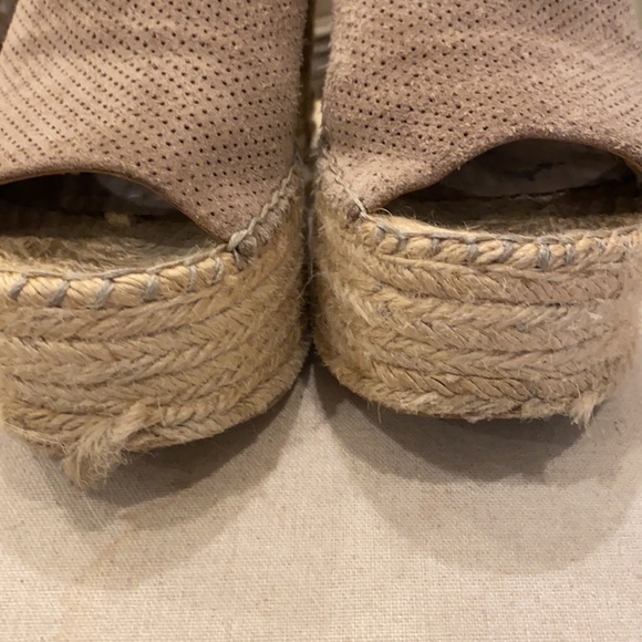 Marc Fisher wedges - Picture 8 of 11